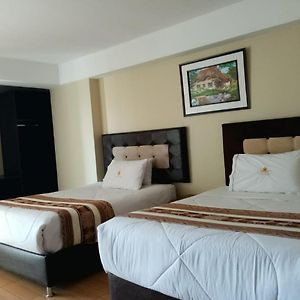 Habitación con 2 Camas Individuales